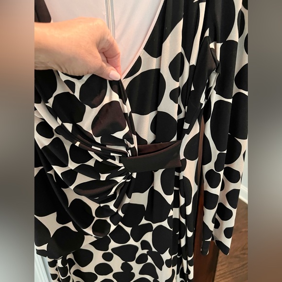 GOLD - Leopard Print Faux Wrap Dress - Picture 6 of 11